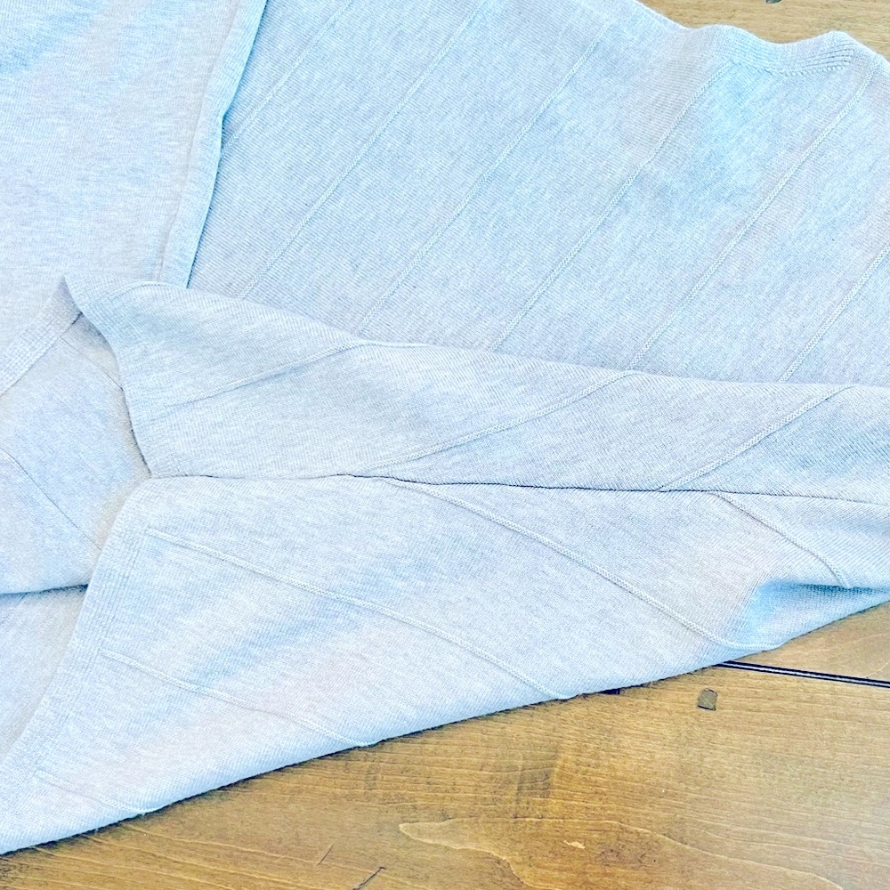 Cozy Grey Sweater - Picture 6 of 7